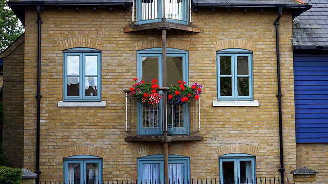 Okna energooszczędne Kraków. Szczelny dom, to ciepły dom – testy szczelności powietrznej budynku